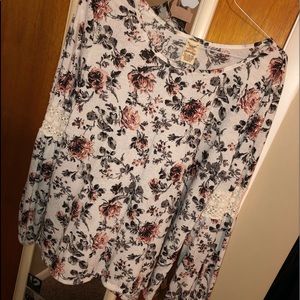 Floral pattern long sleeve